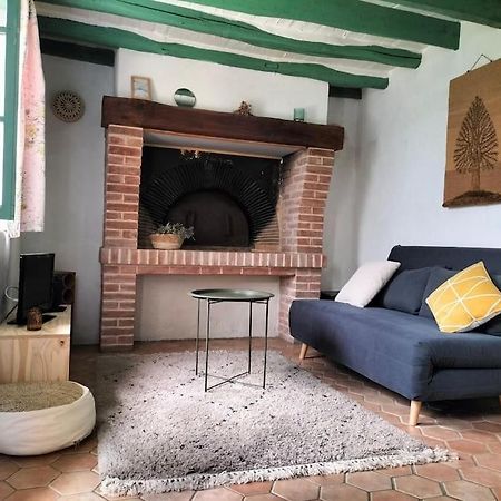 Charmante Maisonnette En Pierre Écardenville-sur-Eure 外观 照片