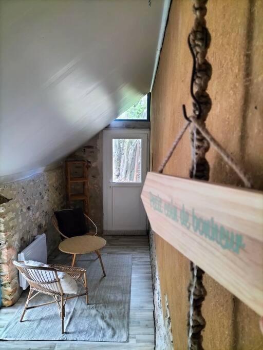 Charmante Maisonnette En Pierre Écardenville-sur-Eure 外观 照片
