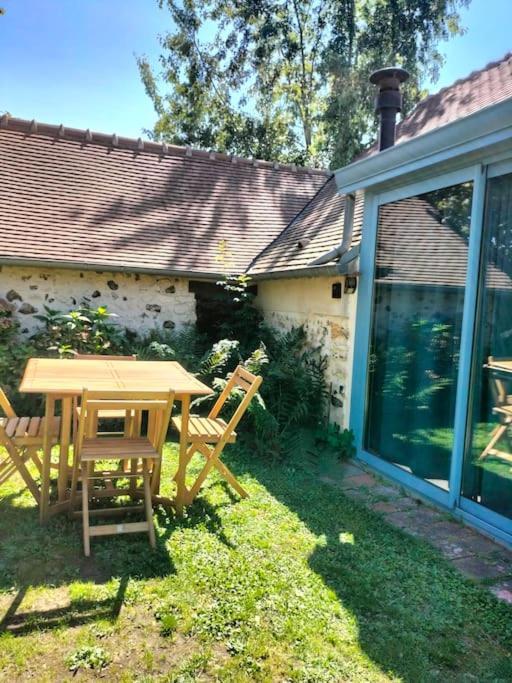 Charmante Maisonnette En Pierre Écardenville-sur-Eure 外观 照片