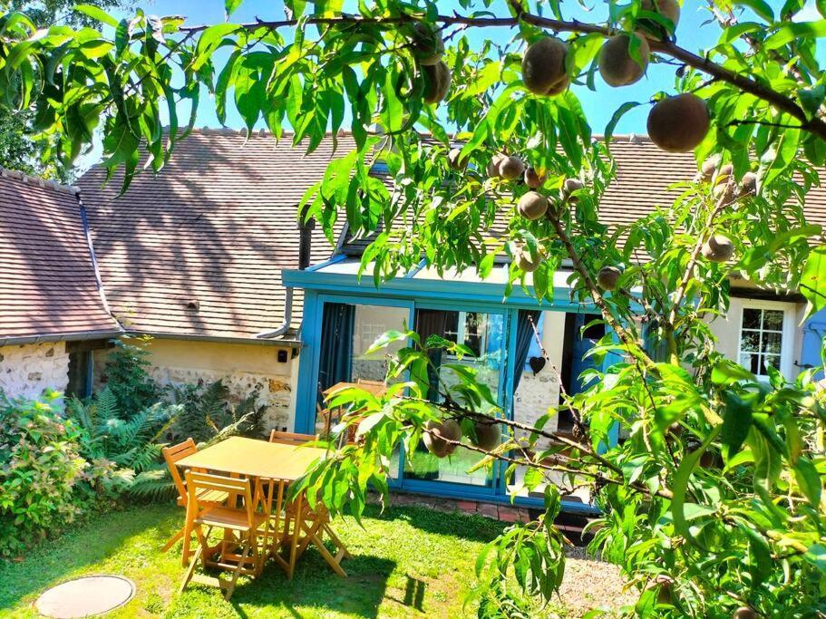 Charmante Maisonnette En Pierre Écardenville-sur-Eure 外观 照片